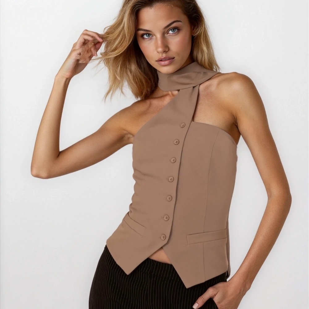 Woven Choker-Neck Vest Top – Old Money Tuxedo Style | NOIR21